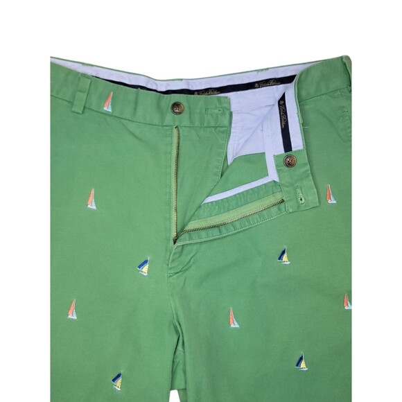Brooks Brothers Chino Shorts Embroidered Sailboats Men 34 Green Golf 9.5" Inseam - Picture 3 of 5